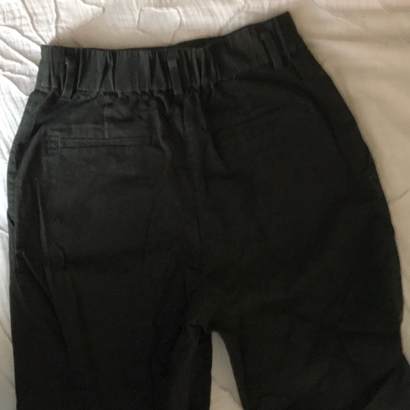 Comfiest high waisted work pants from Uniqlo 👌🏼 - Picture 3 of 4